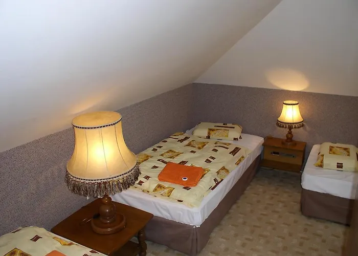 Rozkos 3* Průhonice