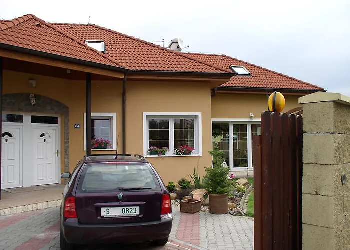 Gasthuis Rozkos Průhonice